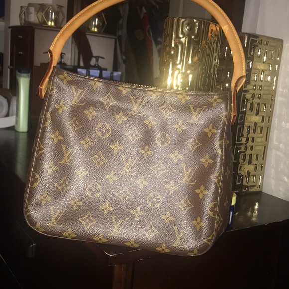 Louie Vuitton purse